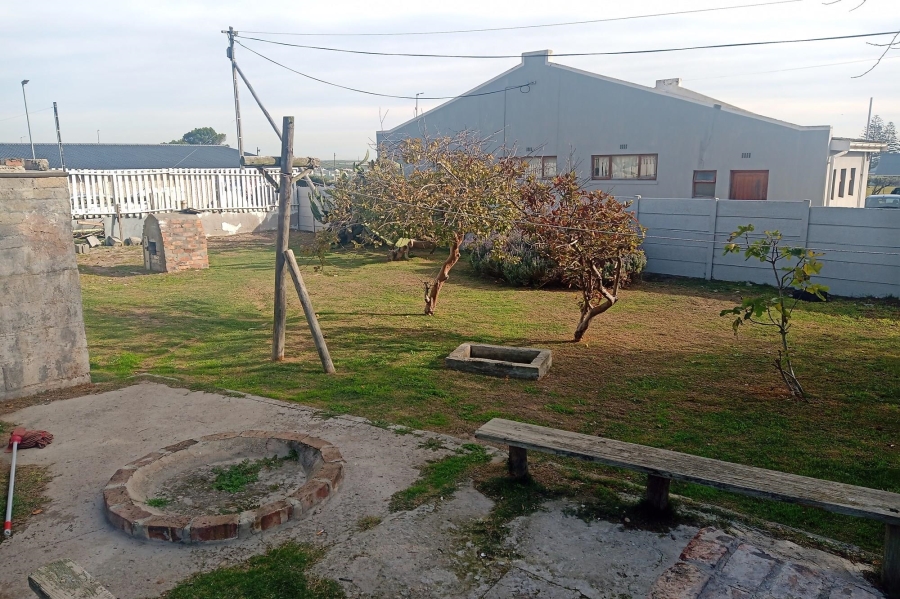 2 Bedroom Property for Sale in Gansbaai Central Western Cape